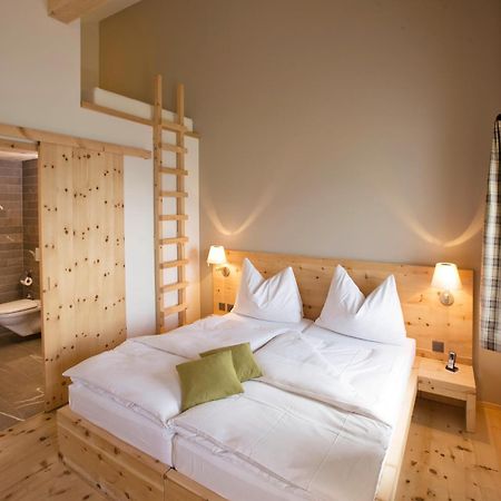 Romantik Hotel Muottas Muragl ساميدان المظهر الخارجي الصورة